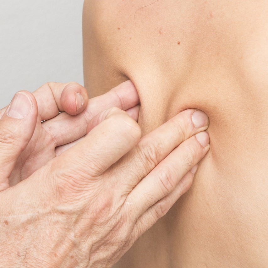 Massatge-descontracturant_dolor-cervical-dolor-lumbar-tendinitis-massatges-vilanova-i-la-geltru